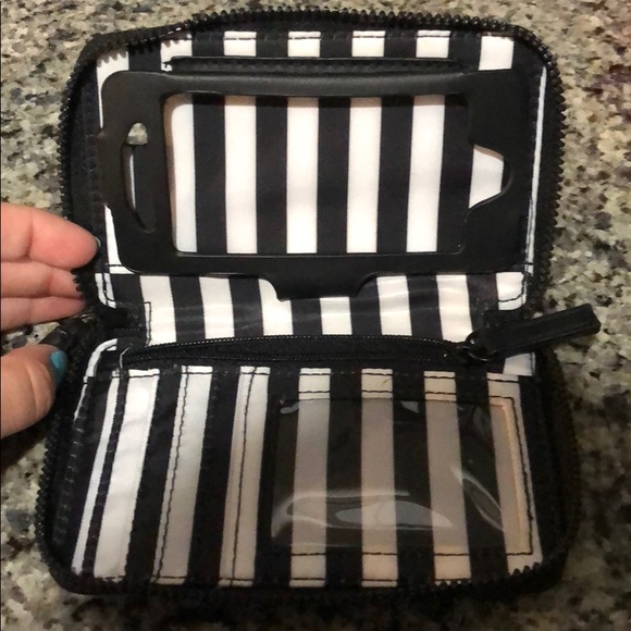 VS phone wristlet - Picture 2 of 4